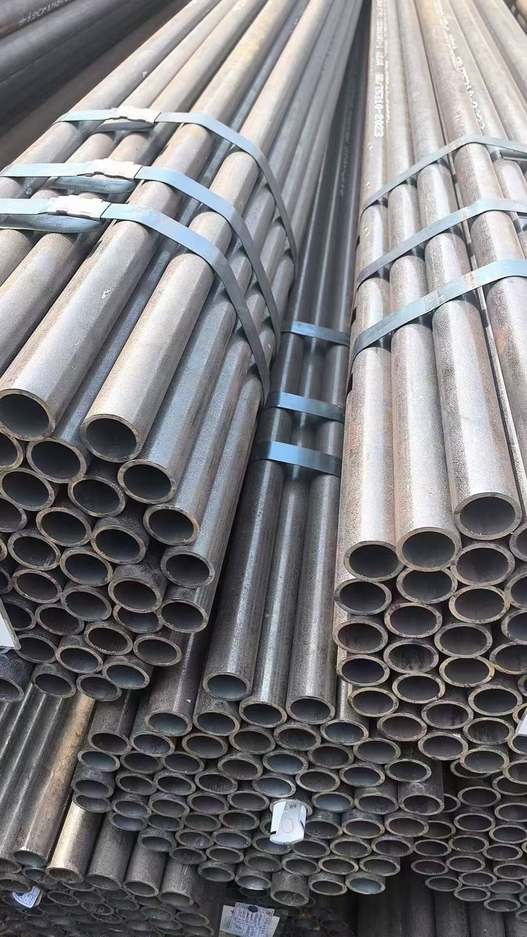 低溫再熱器管 Φ57×4.5mm,材質：12Cr1MoVG。含材質證明、出廠合格證，水壓試驗、通球報告等資料